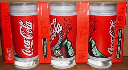 3714-2 € 9,00 coca cola glas set van 3 afspringende dop H 14 ∅6 cm.jpeg